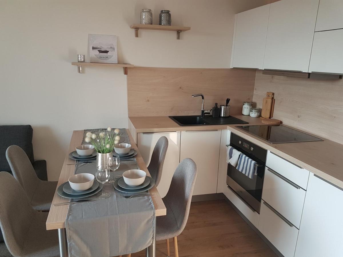 Kavi Apartments #1, Top Sunset View Пилзен Екстериор снимка