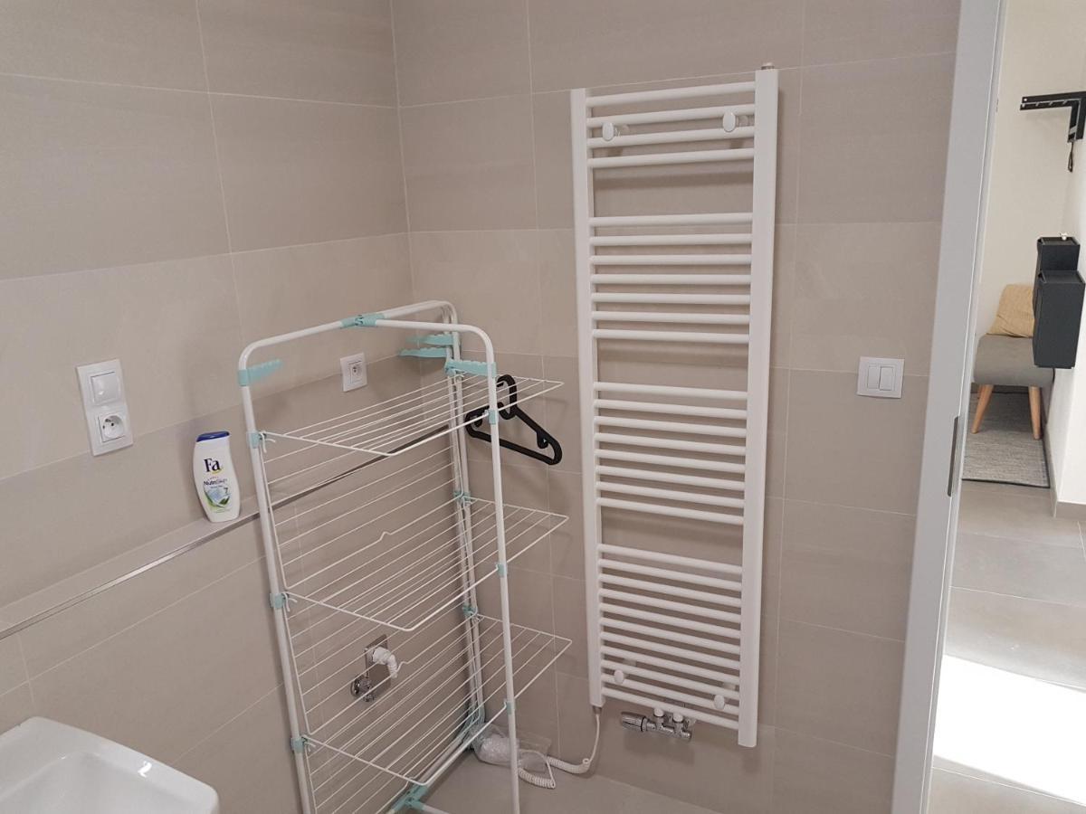Kavi Apartments #1, Top Sunset View Пилзен Екстериор снимка