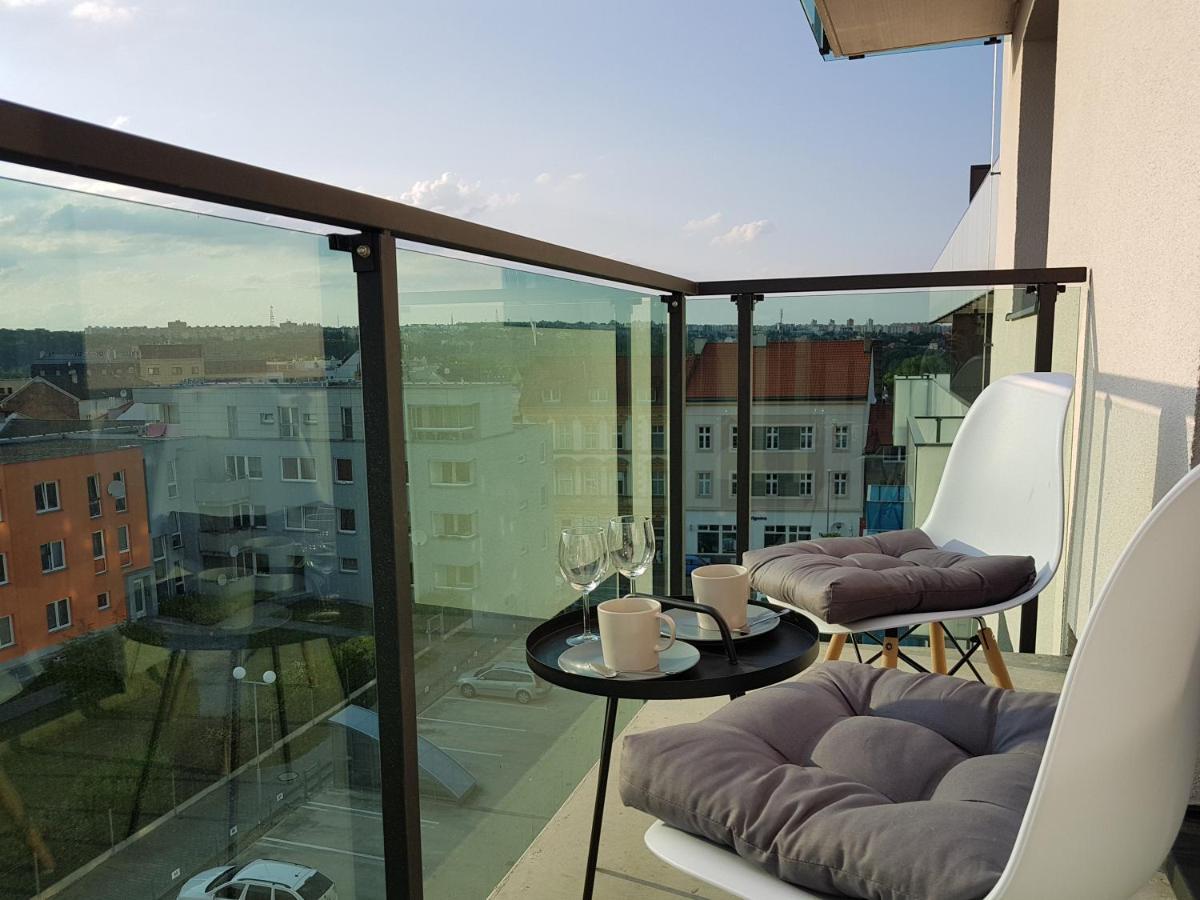 Kavi Apartments #1, Top Sunset View Пилзен Екстериор снимка