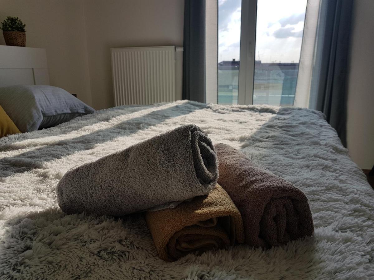 Kavi Apartments #1, Top Sunset View Пилзен Екстериор снимка